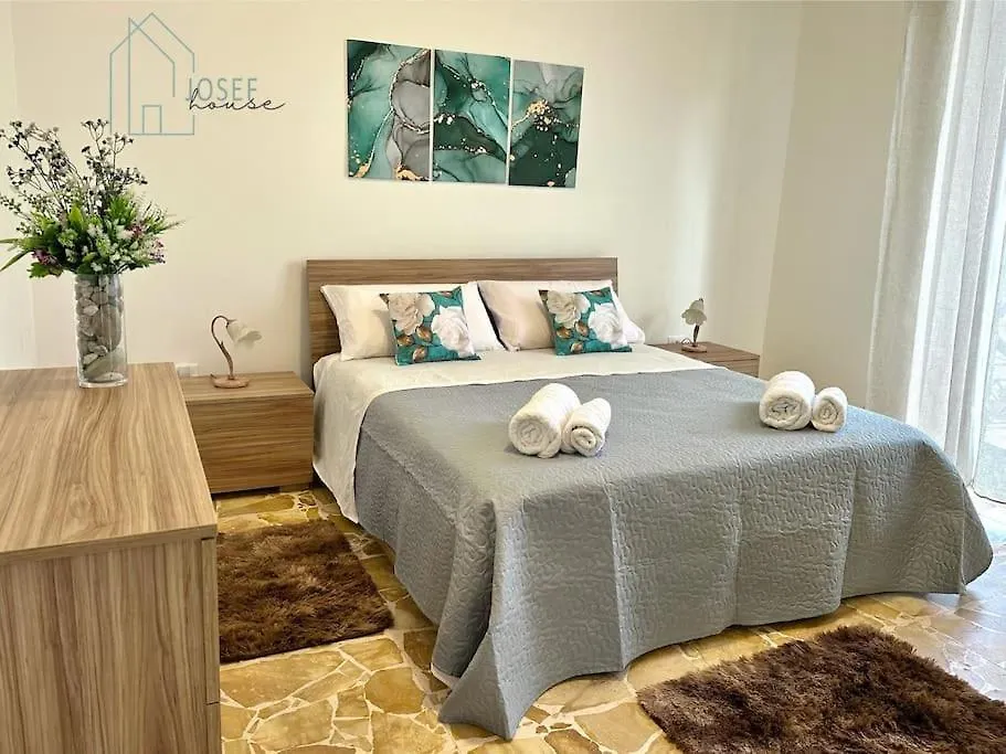 Josef House Apartment Graniti Italy